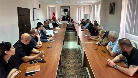 Mersin Mut’ta Kayısı Dönemi Kıymetlendirme Toplantısı Yapıldı