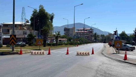 D-400 Karayolu’nda köprüde kısmi göçük: Yol trafiğe kapatıldı