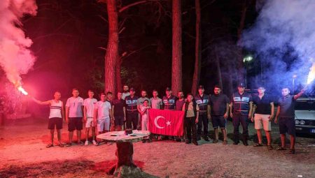 Jandarma takımlarına arbede ihbarlı sürpriz kutlama