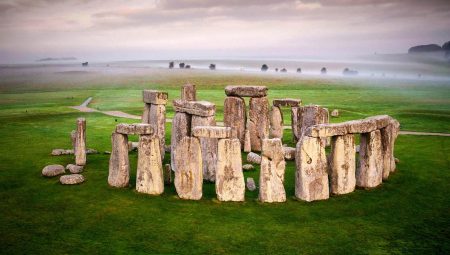 Stonehenge’den 500 yıl daha eski: İki ahşap direkli güneş tapınağı keşfedildi